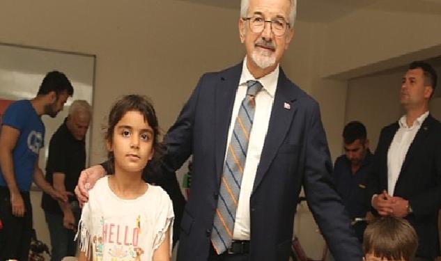 Onarılan bisikletler depremzede çocukları mutlu etti