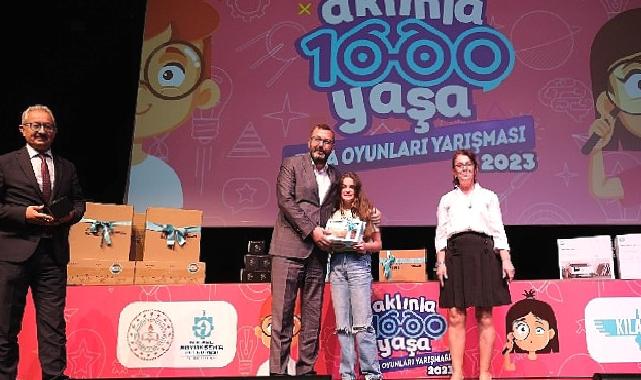 “Aklınla 1000 Yaşa” zeka oyunları yarışmasının kazananları ödüllerini aldı