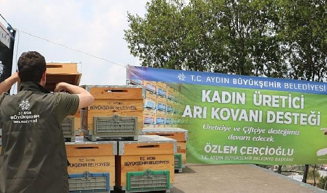 Aydın Büyükşehir Belediyesi’nden kadın arıcılara kovan desteği