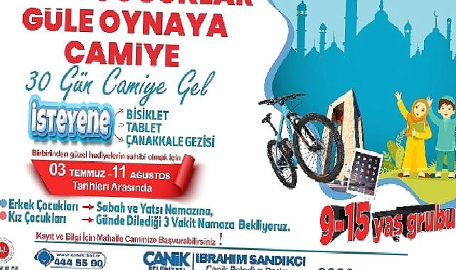 Canik’te Camiye Giden Çocuklar Birbirinden Güzel Hediyelerin Sahibi Olacak