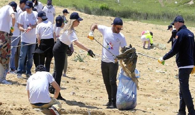 ICA Gönüllüleri, temiz dünya için 200 kilo atığı ayrıştırdı