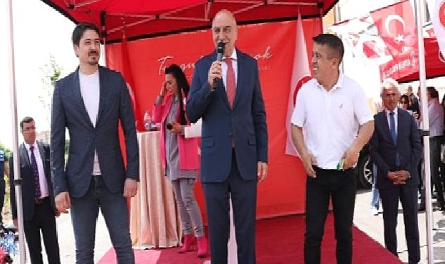 Naim Süleymanoğlu Kapalı Spor Salonu Hizmete Açıldı