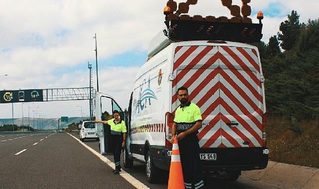 Yolları açık tutan otoyol çalışanlarının güvenliği sürücülerin elinde