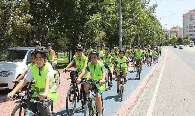 Bilgehane Öğrencileri Bisikletleriyle Güvenli Sürüş Etkinliğine Katılıyor