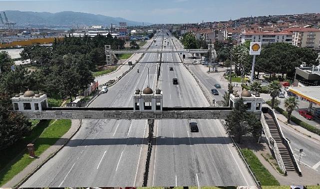 Çenesuyu ve 60 Evlerin eski üstgeçitleri sökülüyor