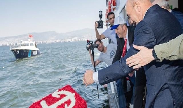 İzmir Körfezi Kabotaj Bayramı törenlerine sahne oldu