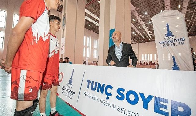 İzmir’in yeni spor uygulaması Sporİzmir kullanıma sunuldu