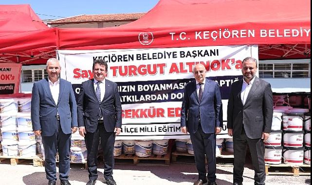 Okulların tadilatı için boyalar Keçiören Belediyesi’nden