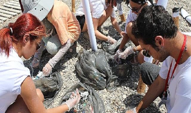 Plastiksiz Kıyılar, Plastiksiz Sular Projesi Konyaaltı Sahili’nde başladı