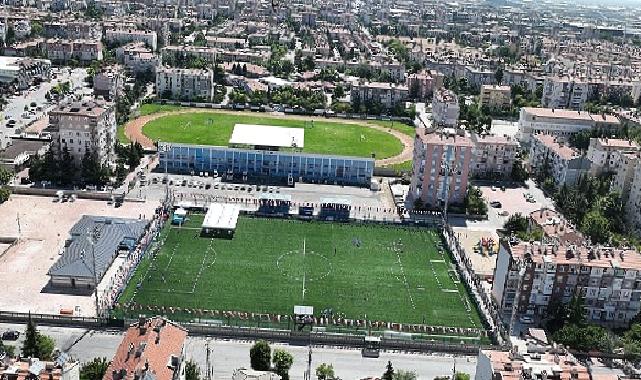 Selçuklu Belediyesi Sentetik Çim Saha ve İdari Bina düzenlenen törenle açıldı