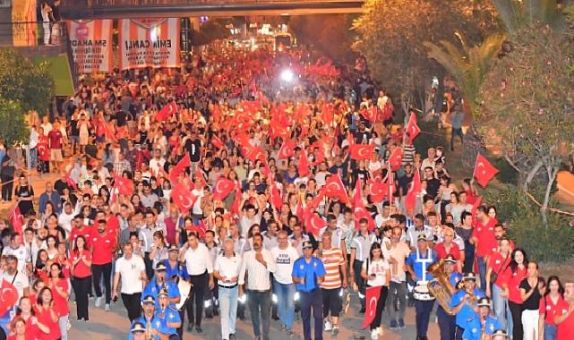 30 Ağustos coşkusu Çukurova’da yaşandı