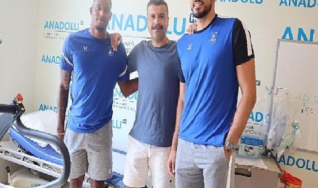 Anadolu Efes Başantrenörü Erdem Can ile Will Clyburn ve Ante Zizic, sağlık kontrolünden geçti