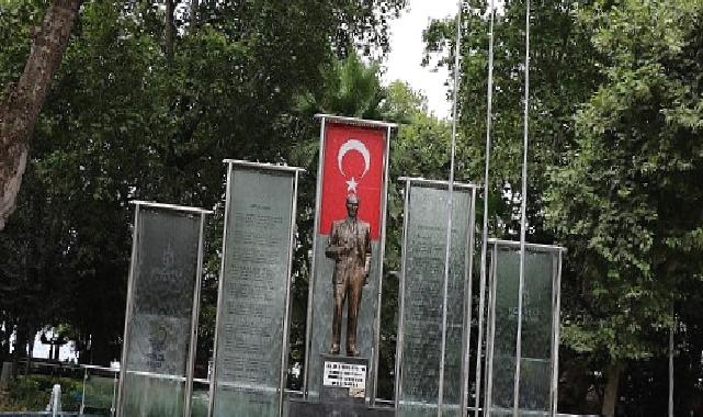 Atatürk heykelinin bakımı tamamlandı