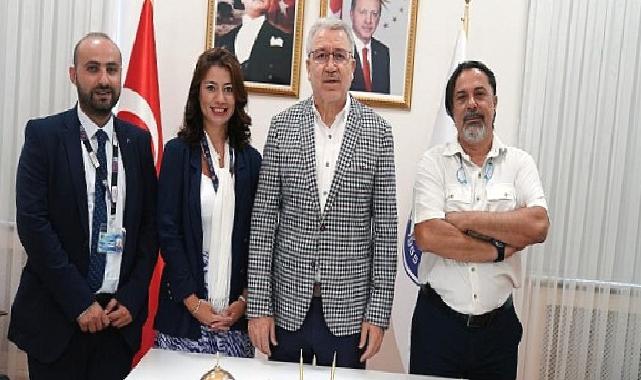 Babanın gözünden alınan dokuyla geliştirilen kök hücre oğluna ışık oldu