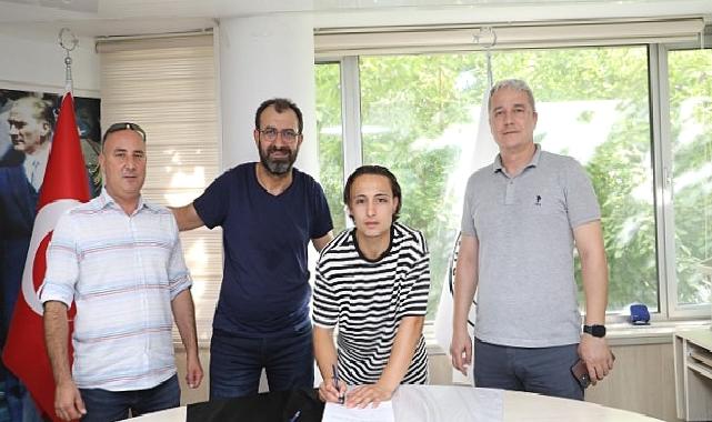 Burhaniye Belediyespor’dan Orta Sahaya Hamle