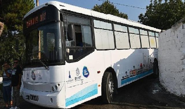 İzmir Büyükşehir Belediyesi Seferihisar’a otobüs hibe etti