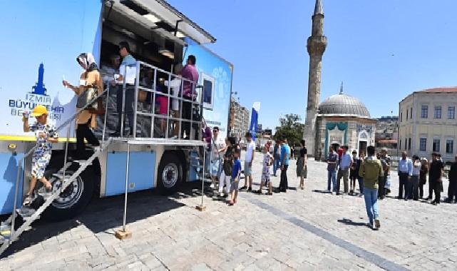 İzmir’de Muharrem ayında aşure dağıtımı başladı