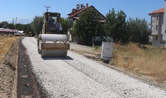 Kanalizasyon tamam sıra asfaltta