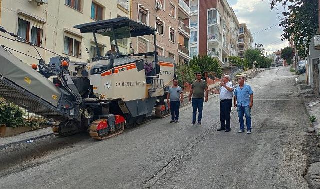 Karabağlar’da asfaltlama çalışmaları sıcak dinlemiyor