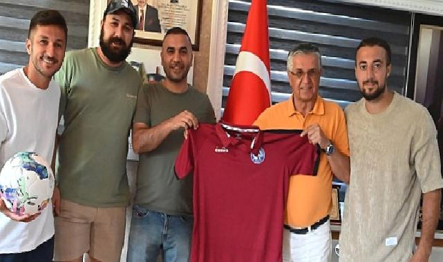 Kemer Belediyesi’nden ilçenin futbol takımlarına malzeme desteği