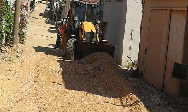 Serik’te iki mahallenin içme suyu hattı yenilendi