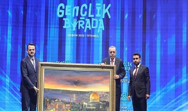 Tarihi ve Kutsal Mekanlar ile Büyüleyen Sergi: Amine Sultan Tan’ın “Ruh-u Revan” Sergisi.