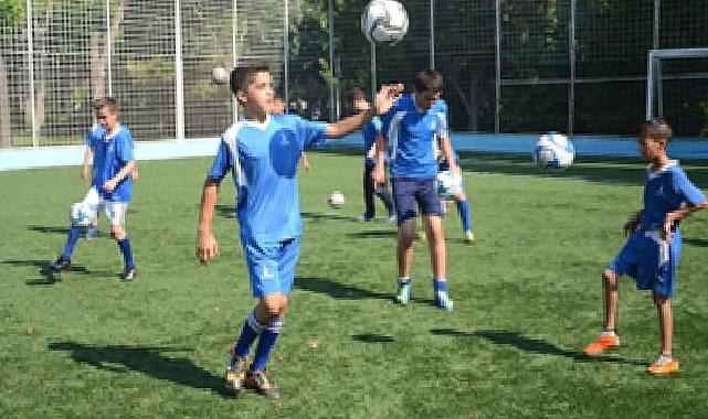 İzmir Büyükşehir Belediyesi Spor Okullarında Yeni Dönem Başladı