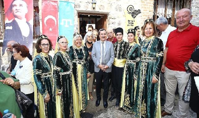 İzmir Kırım Türkleri ‘Evlerine’ Kavuştu