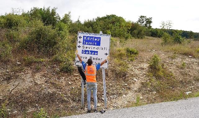 Kırsal Mahallelerin İşaret ve Yönlendirme Levhaları Yenileniyor