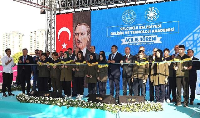 Milli Eğitim Bakanı Prof. Dr. Yusuf Tekin’in Katılımı İle Selçuklu Belediyesi Gelişim ve Teknoloji Akademisi’nin resmi açılışı gerçekleştirildi