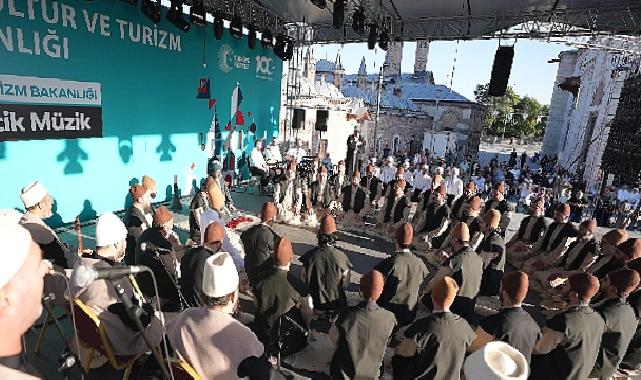 Uluslararası Konya Mistik Müzik Festivali Katılımcıları Ruhani Bir Yolculuğa Çıkarıyor