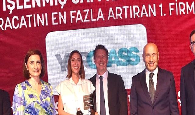 Yorglass, Bir Kez Daha İhracat Rekortmenleri Arasına Girdi