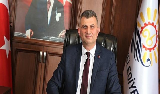 Gölcük Belediye Başkanı Ali Yıldırım Sezer, yayınladığı mesaj ile 29 Ekim Cumhuriyet Bayramı’nı kutladı.