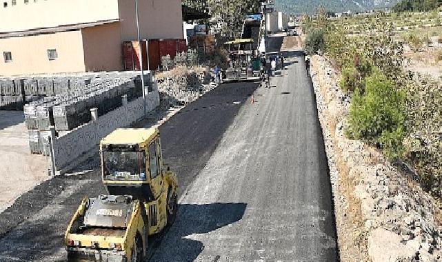 Kemer’de alt yapı sonrası asfalt çalışması başladı