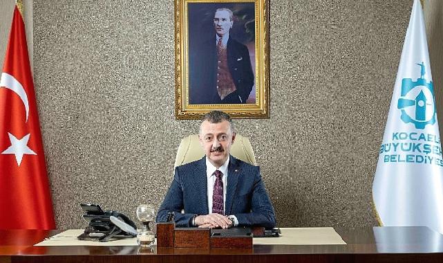 Kocaeli Büyükşehir : Cumhuriyetimizin 100 yılı kutlu olsun