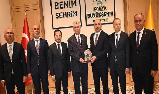 Ticaret Bakanı Ömer Bolat, Konya Büyükşehir Belediye Başkanı Uğur İbrahim Altay’ı ziyaret etti.