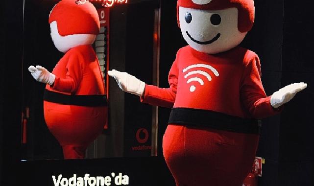 Vodafone’un Dijital Kahramanı TOBi Artık Konuşarak da Hizmet Verecek