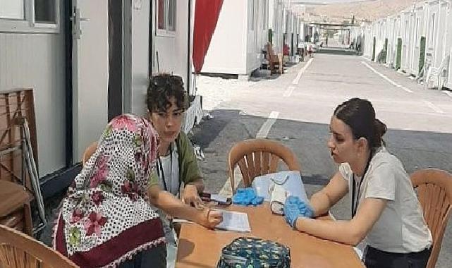 Deü malatya’da depremzedeleri yalnız bırakmıyor