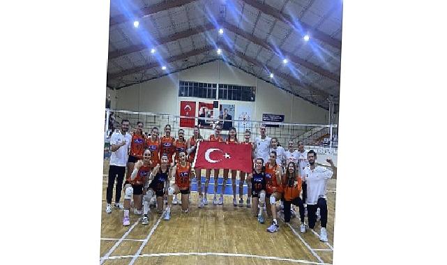 Eczacıbaşı 2. Lig Voleybol Takımı Haftayı Galibiyetle Kapadı