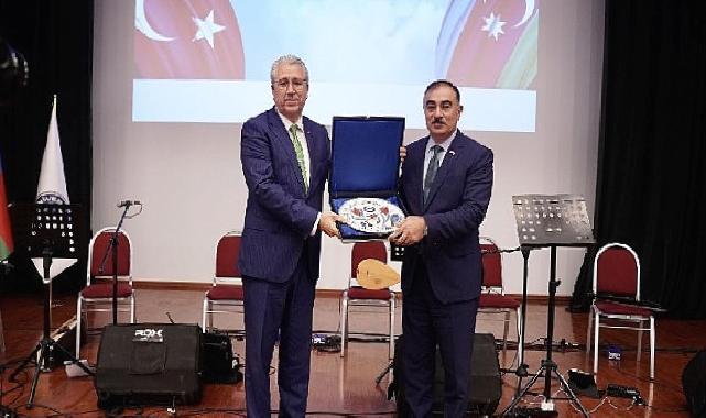 Ege’de “Türkiye Cumhuriyeti’nin 100 Yılı ve Azerbaycan’ın Ulusal Lideri Haydar Aliyev’in Doğumunun 100 Yılı” kutlandı