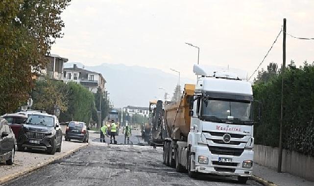 Kartepe’de 1950 ton asfalt serimi yapıldı