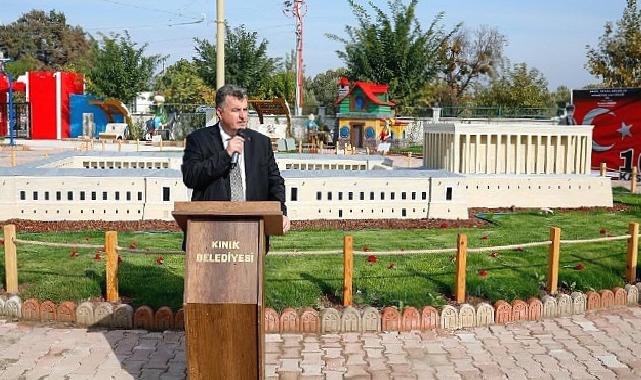 Kınık Belediyesi Çocuk Köyü’nde 10 Kasım Anıtkabir Miniatürk”