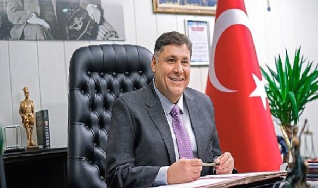 Menderes’te Öğrencilerin Cebi de Yüzü de Gülüyor