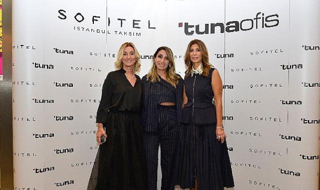 Tuna Ofis Mobilyaları’nın konukları İstanbul Komedi Festivali kapsamında kahkaha dolu bir gece yaşadı  