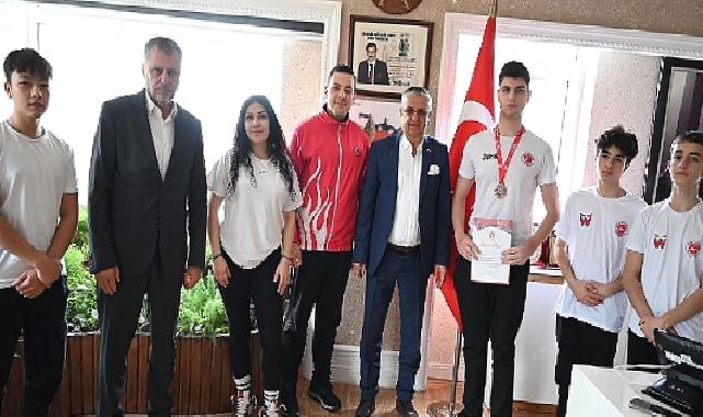 Kemer Belediyesi Kick Boks Takımı göz dolduruyor