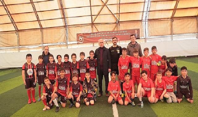 Nevşehir Belediyesi tarafından düzenlenen 3. İlkokullar Arası 23 Nisan Halı Saha Futbol Turnuvası başladı