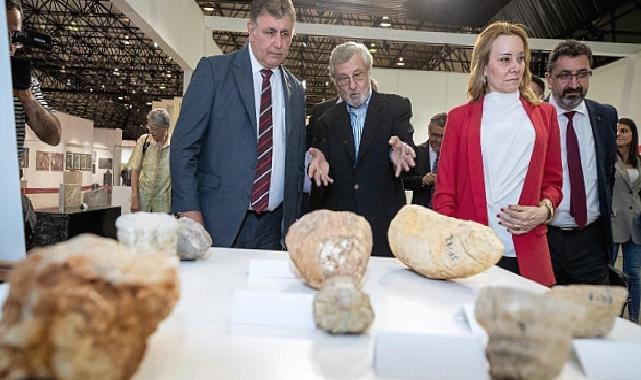 Jeoloji Festivali’nin açılışını Başkan Tugay yaptı İzmir depreme bilimin ışığında hazırlanacak