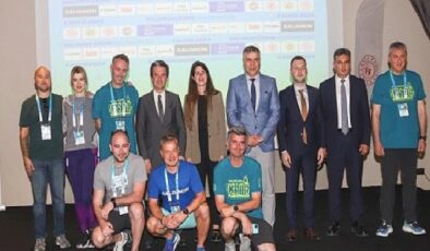 Çeşme’de iki dev organizasyon; 17. Yarımada Spor Oyunları ve Çeşme Yarı Maratonu başlıyor!