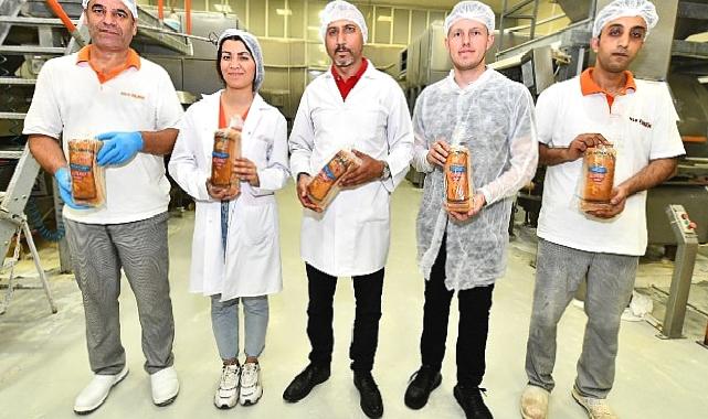 İzmir Büyükşehir Belediyesi’nin Halk Ekmek Fabrikası’ndan yeni ürün Çölyak hastaları için özel üretim ekmek